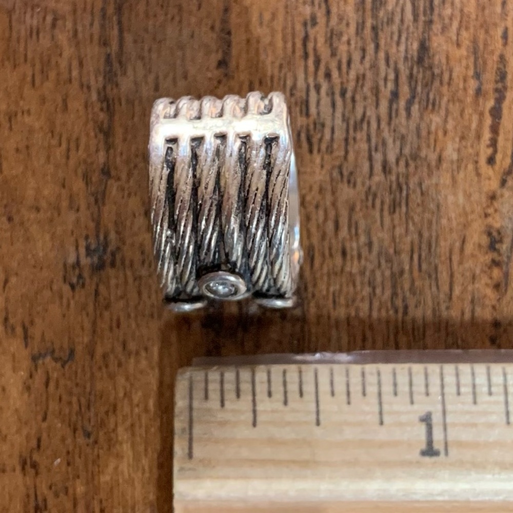 Ring - Picture 4 of 5